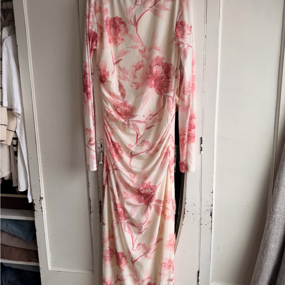 Aston Studio Pink Floral Long Sleeve Dress